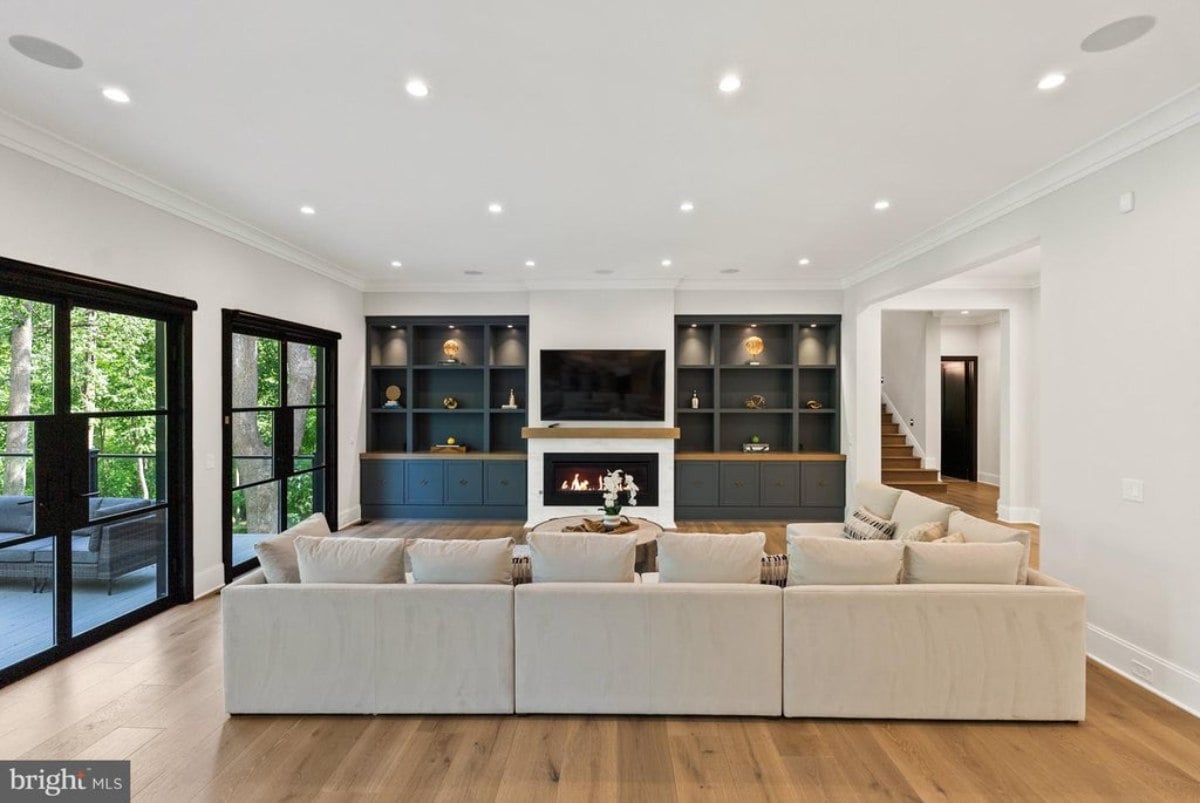 11,347 Sq. Ft. Mansion in McLean, VA ($7,950,000)