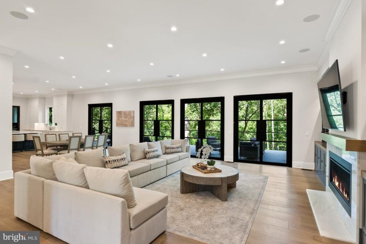 11,347 Sq. Ft. Mansion in McLean, VA ($7,950,000)