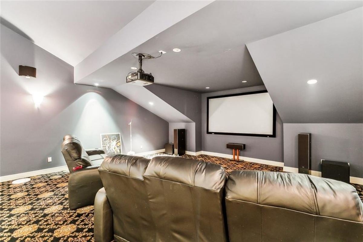 8,580 Sq. Ft. Mansion in Metairie, LA ($3,450,000)
