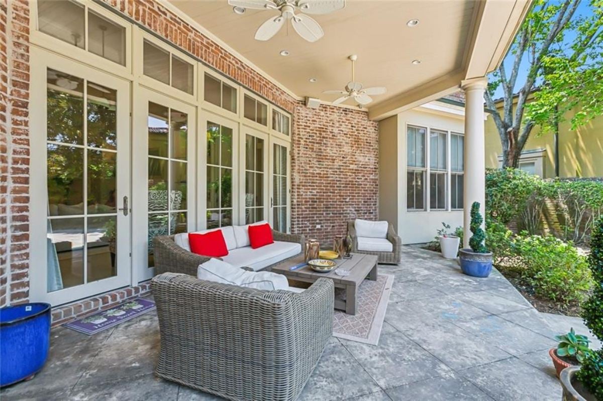 8,580 Sq. Ft. Mansion in Metairie, LA ($3,450,000)