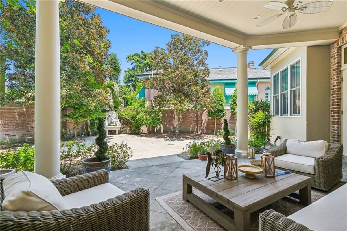 8,580 Sq. Ft. Mansion in Metairie, LA ($3,450,000)