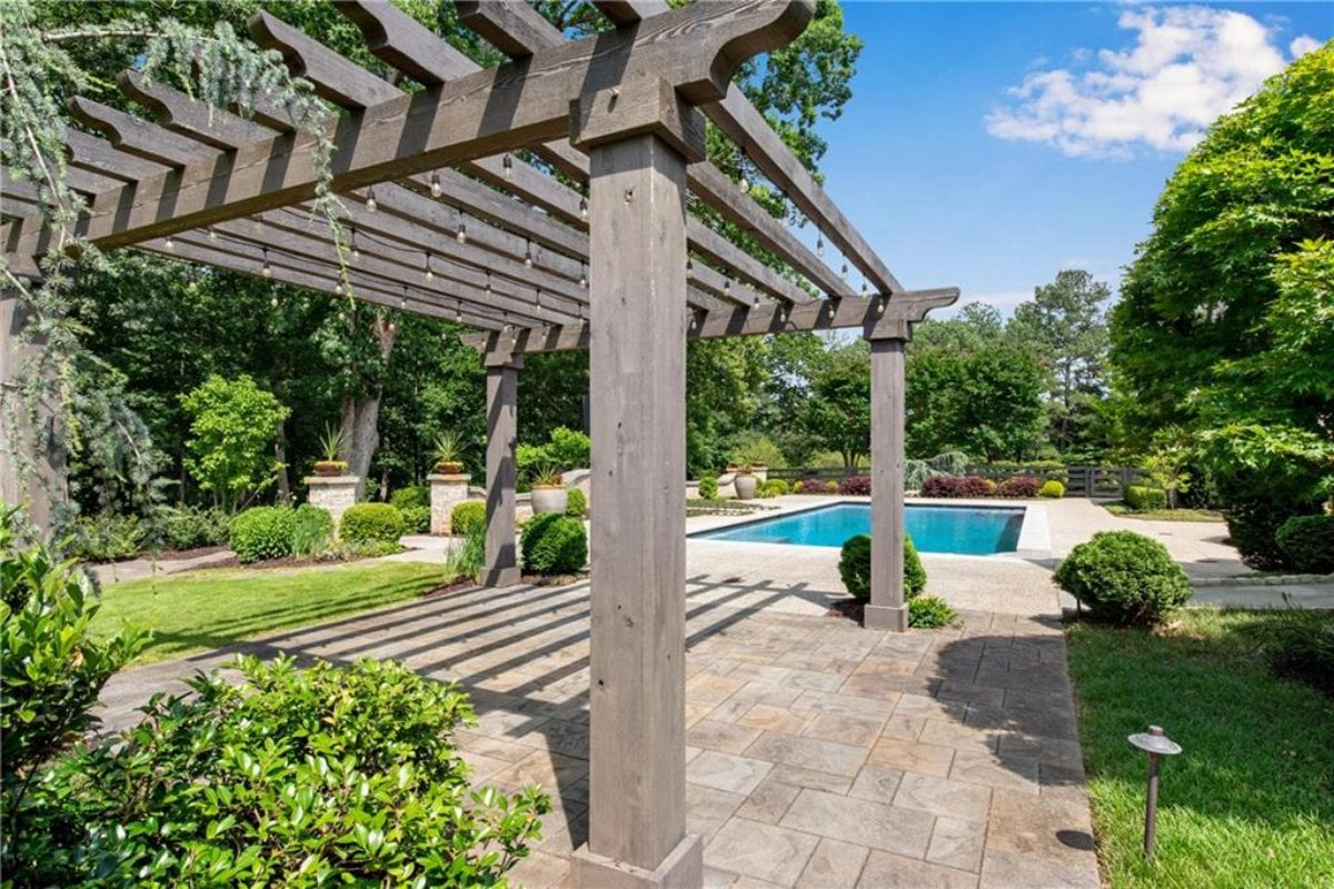 9,952 Sq. Ft. Mansion in Milton, GA ($8,000,000)