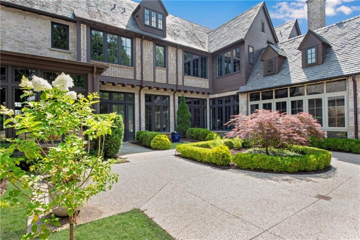 9,952 Sq. Ft. Mansion in Milton, GA ($8,000,000)