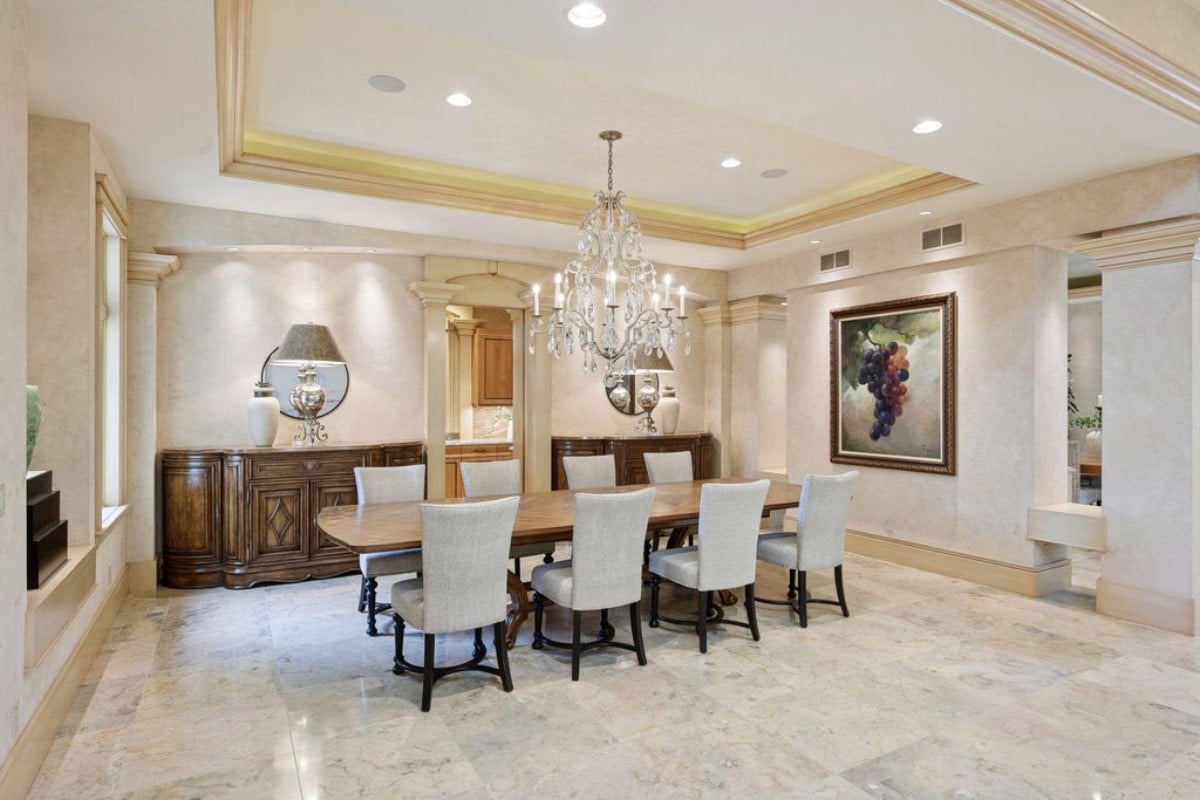 10,614 Sq. Ft. Mansion in Minnetonka, MN ($5,000,000)