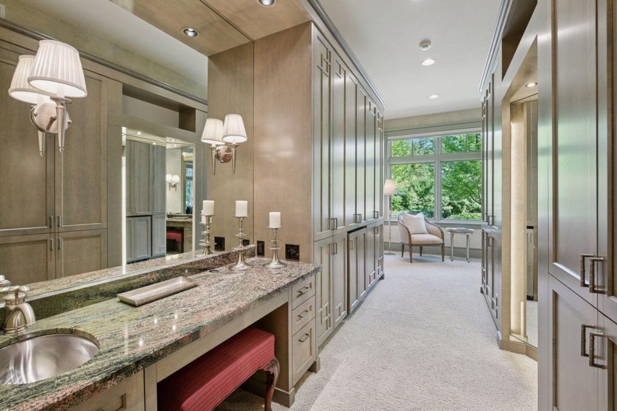 10,614 Sq. Ft. Mansion in Minnetonka, MN ($5,000,000)