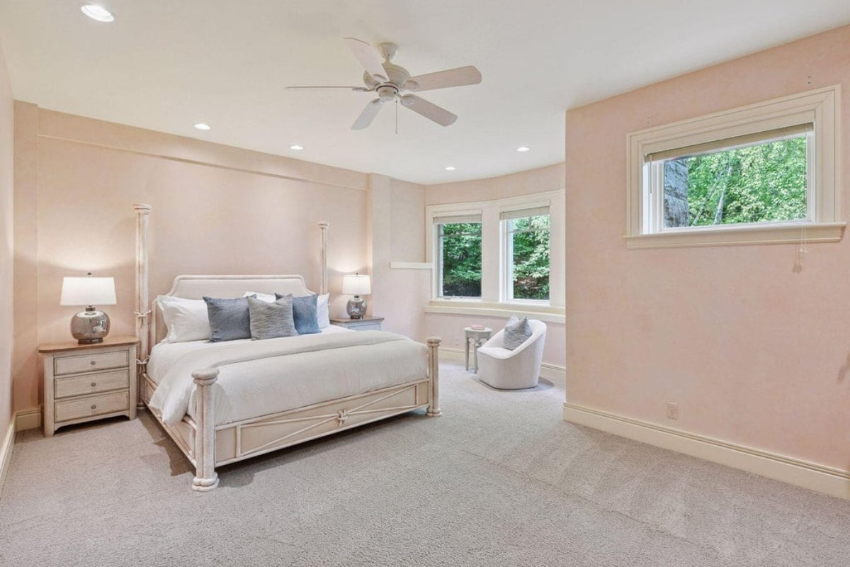 10,614 Sq. Ft. Mansion in Minnetonka, MN ($5,000,000)