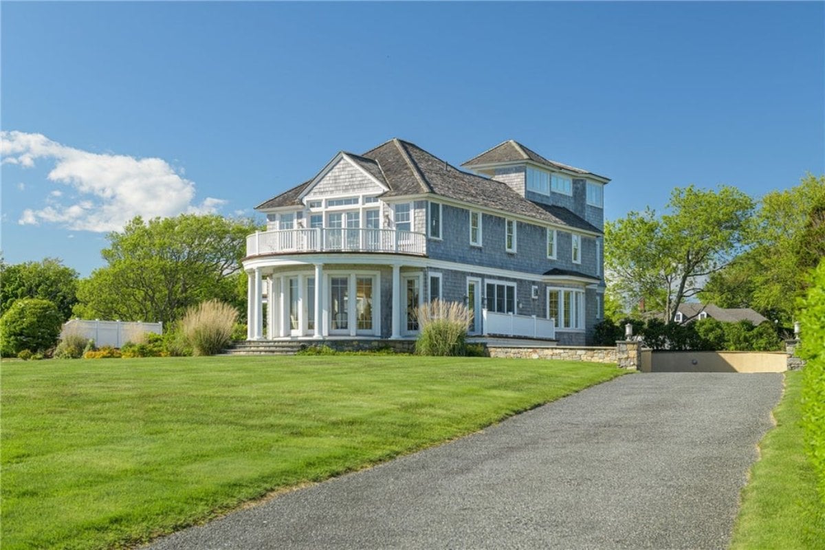 11,293 Sq. Ft. Mansion in Newport, RI ($9,999,999)