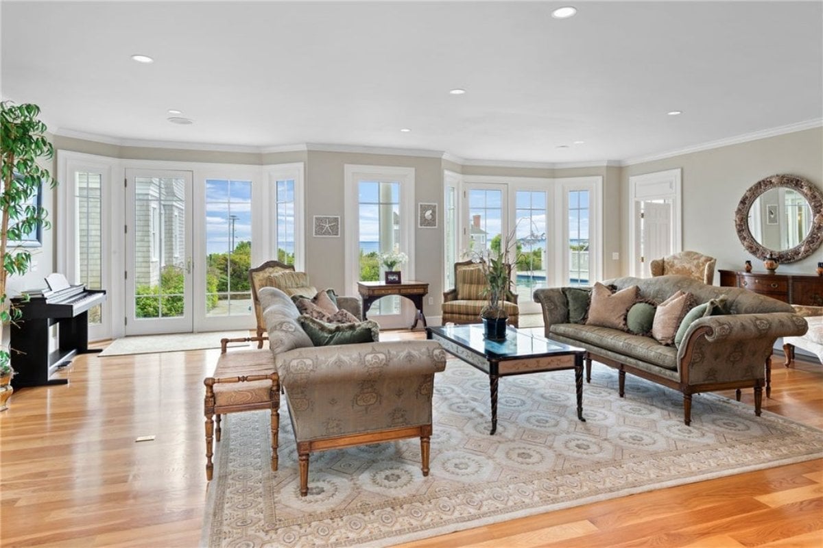 11,293 Sq. Ft. Mansion in Newport, RI ($9,999,999)
