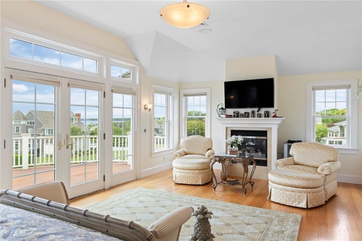 11,293 Sq. Ft. Mansion in Newport, RI ($9,999,999)