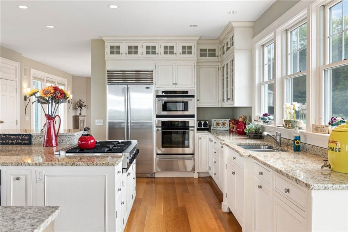 11,293 Sq. Ft. Mansion in Newport, RI ($9,999,999)