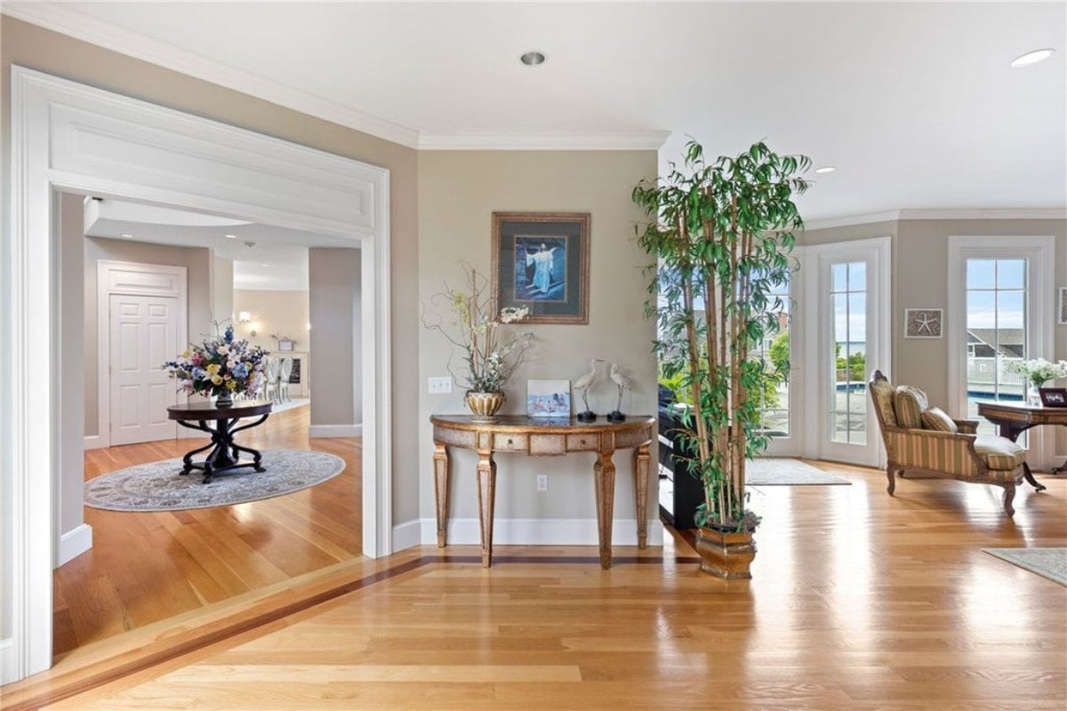 11,293 Sq. Ft. Mansion in Newport, RI ($9,999,999)