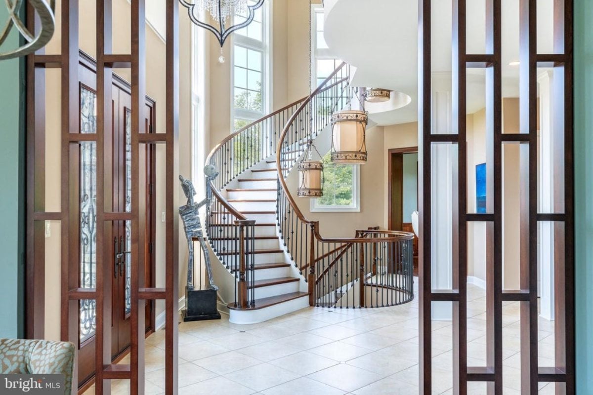 10,500 Sq. Ft. Mansion in Newtown, PA ($5,990,000)