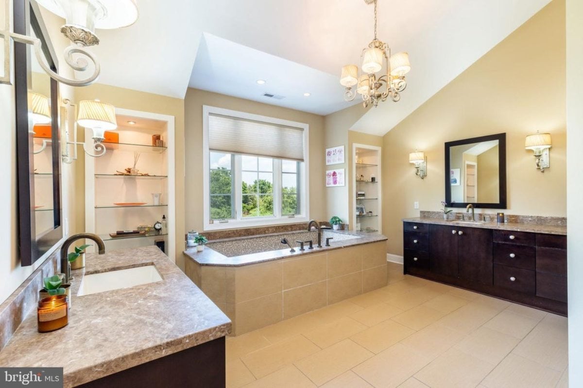 10,500 Sq. Ft. Mansion in Newtown, PA ($5,990,000)