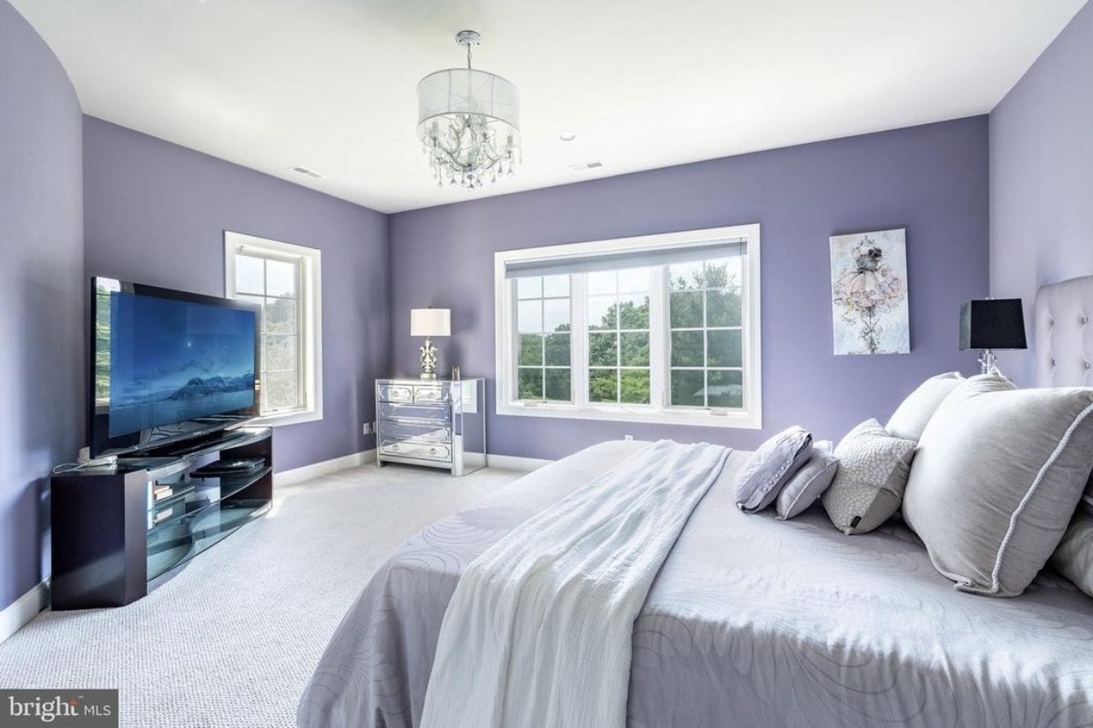 10,500 Sq. Ft. Mansion in Newtown, PA ($5,990,000)