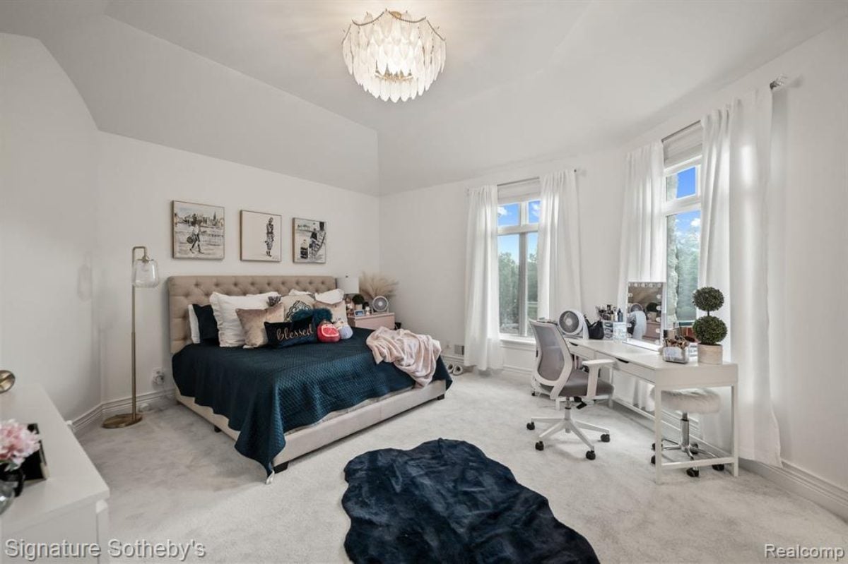 9,693 Sq. Ft. Mansion in Northville, MI ($8,250,000)