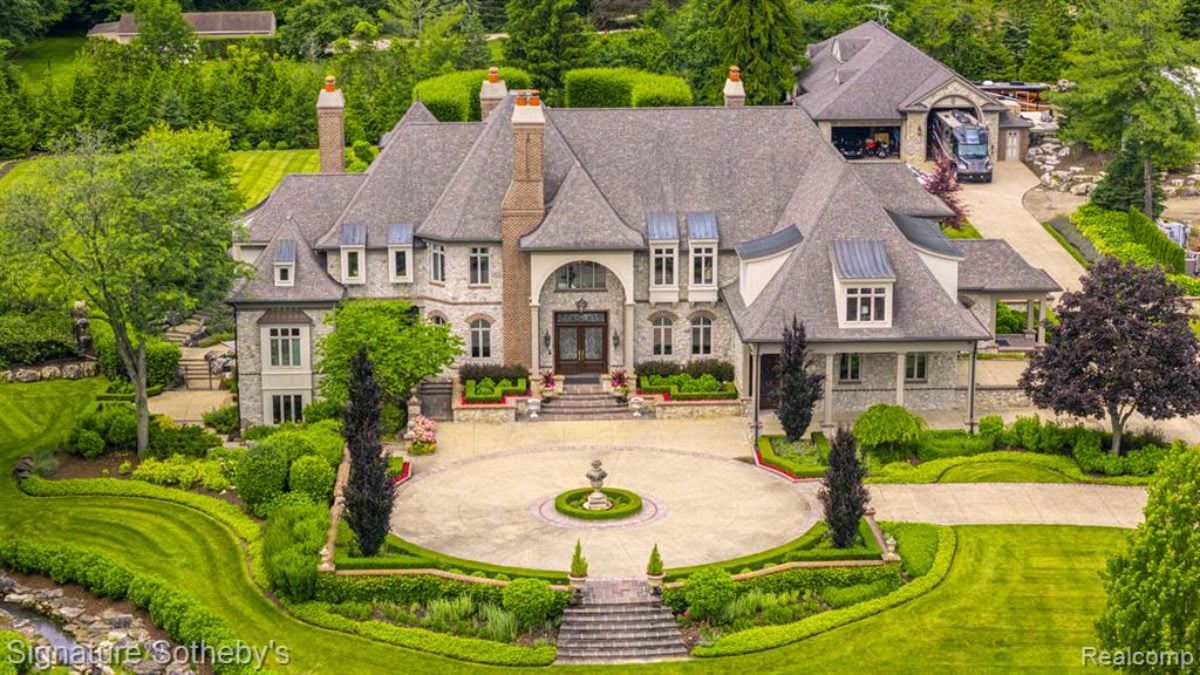 9,693 Sq. Ft. Mansion in Northville, MI ($8,250,000)