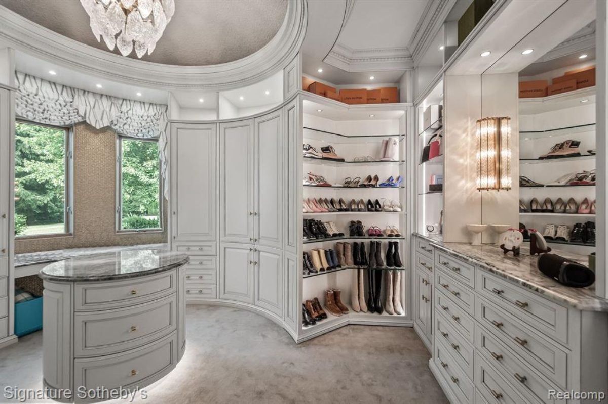 9,693 Sq. Ft. Mansion in Northville, MI ($8,250,000)