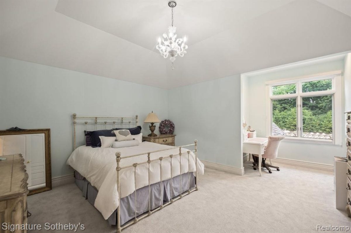 9,693 Sq. Ft. Mansion in Northville, MI ($8,250,000)