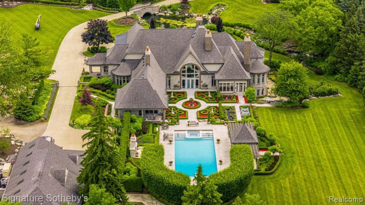 9,693 Sq. Ft. Mansion in Northville, MI ($8,250,000)