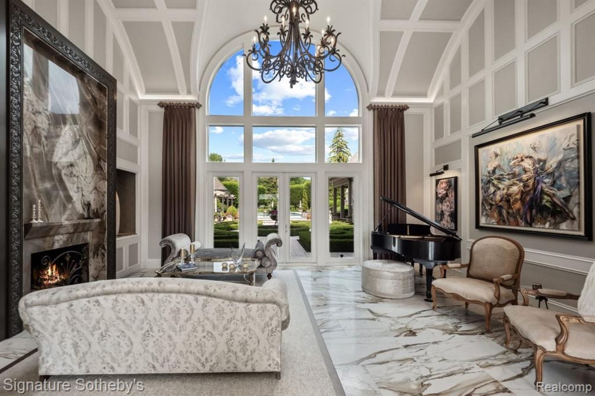 9,693 Sq. Ft. Mansion in Northville, MI ($8,250,000)