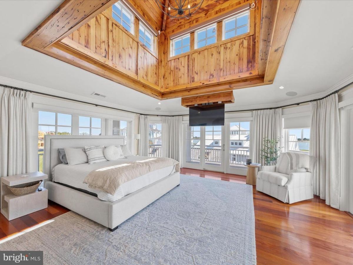 7,323 Sq. Ft. Mansion in Ocean City, MD ($8,950,000)