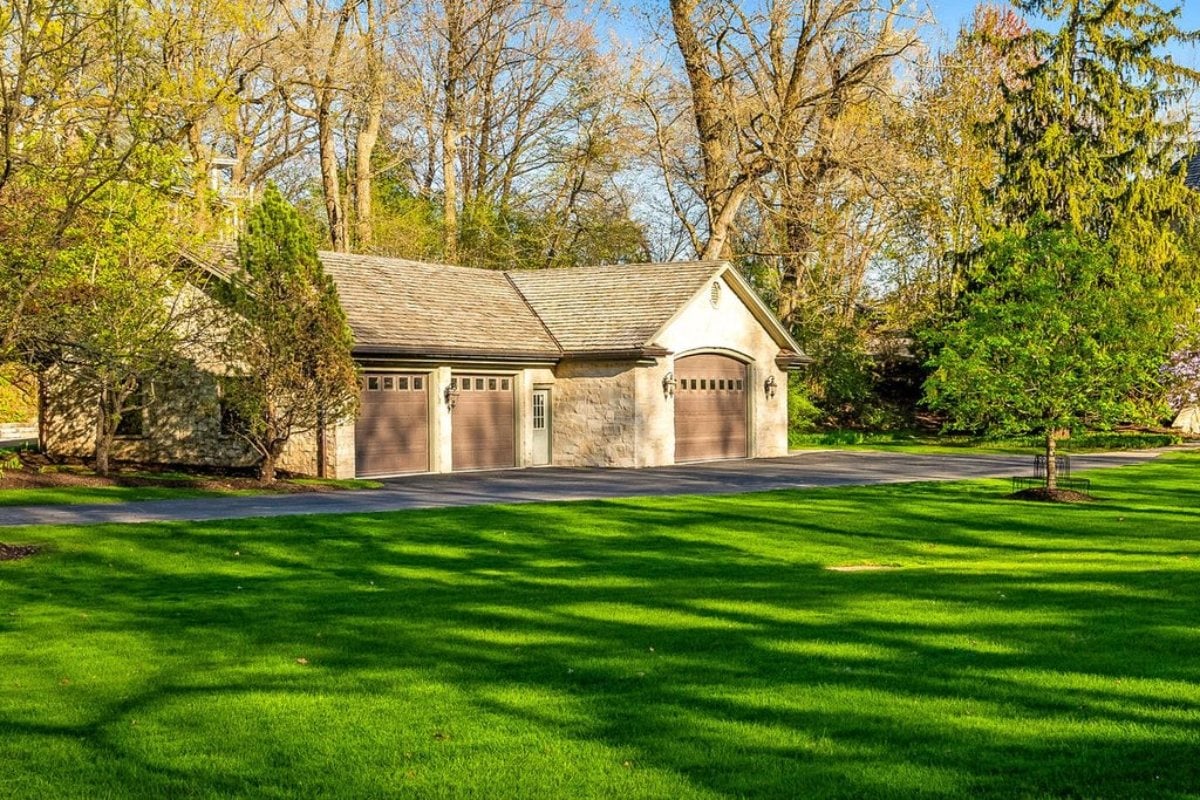 20,890 Sq. Ft. Mansion in Oconomowoc, WI ($14,995,000)