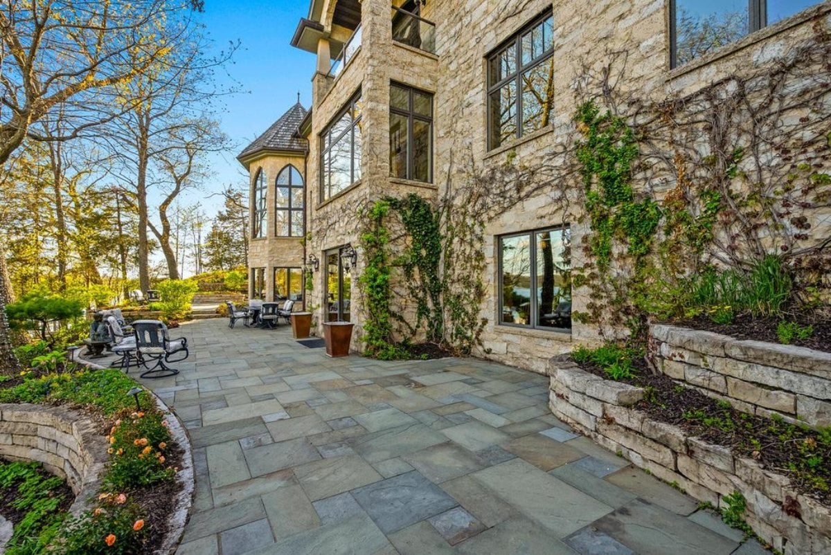 20,890 Sq. Ft. Mansion in Oconomowoc, WI ($14,995,000)