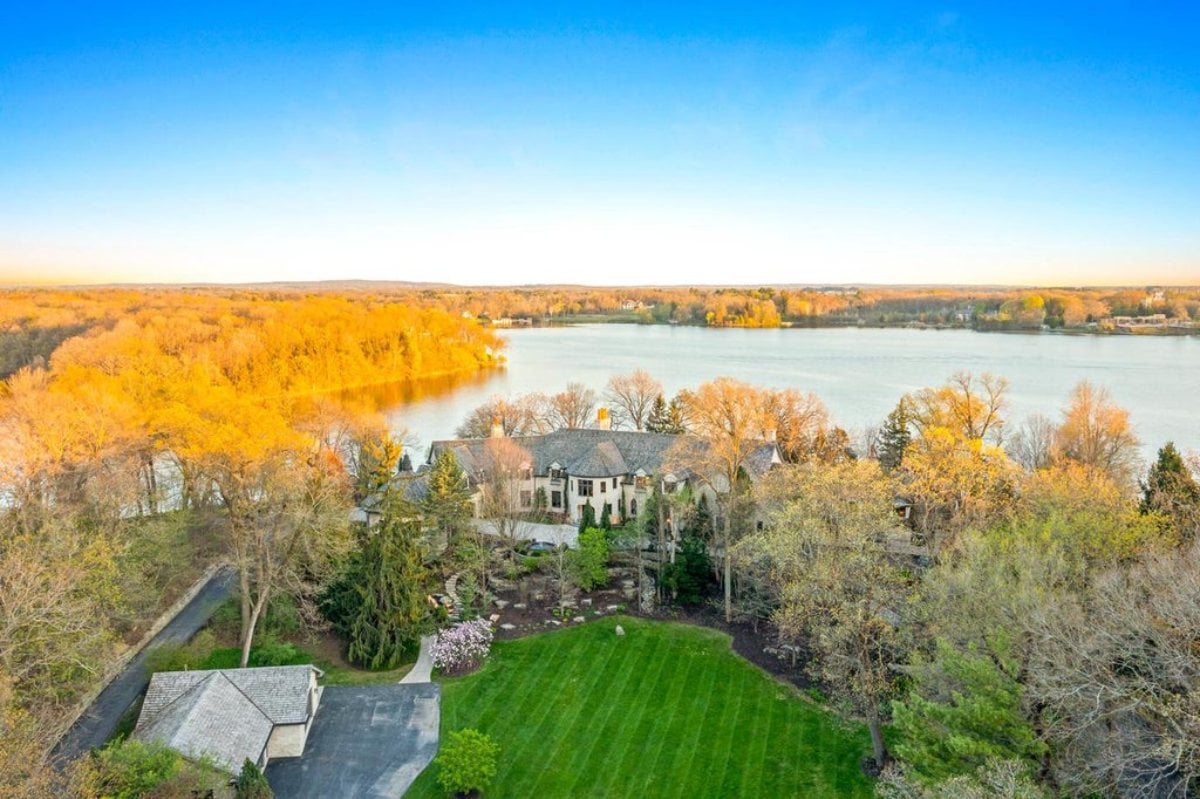 20,890 Sq. Ft. Mansion in Oconomowoc, WI ($14,995,000)