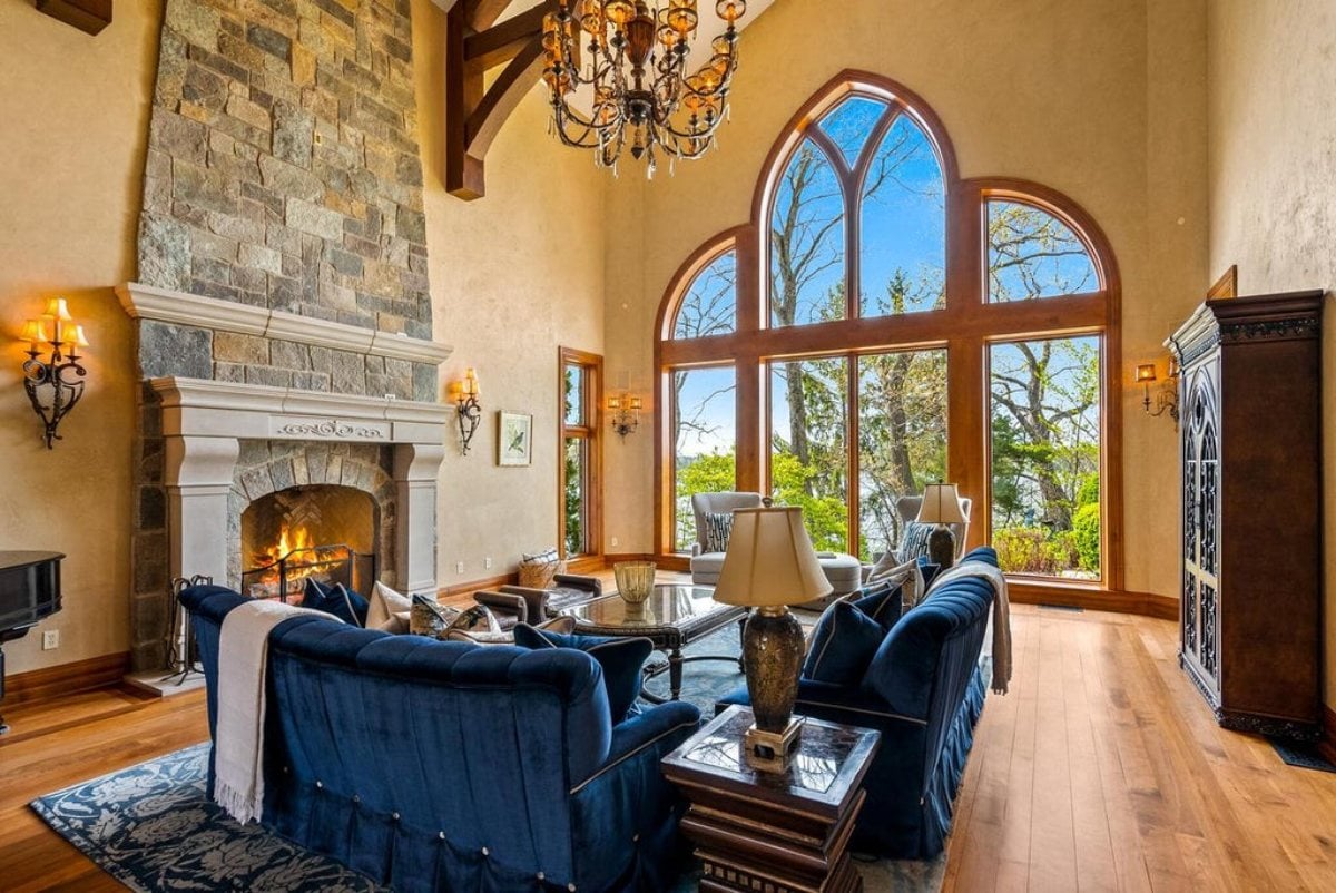 20,890 Sq. Ft. Mansion in Oconomowoc, WI ($14,995,000)