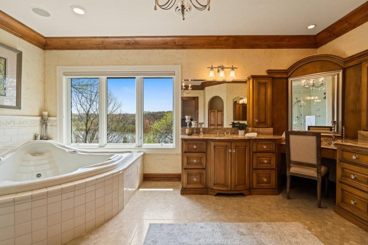 20,890 Sq. Ft. Mansion in Oconomowoc, WI ($14,995,000)