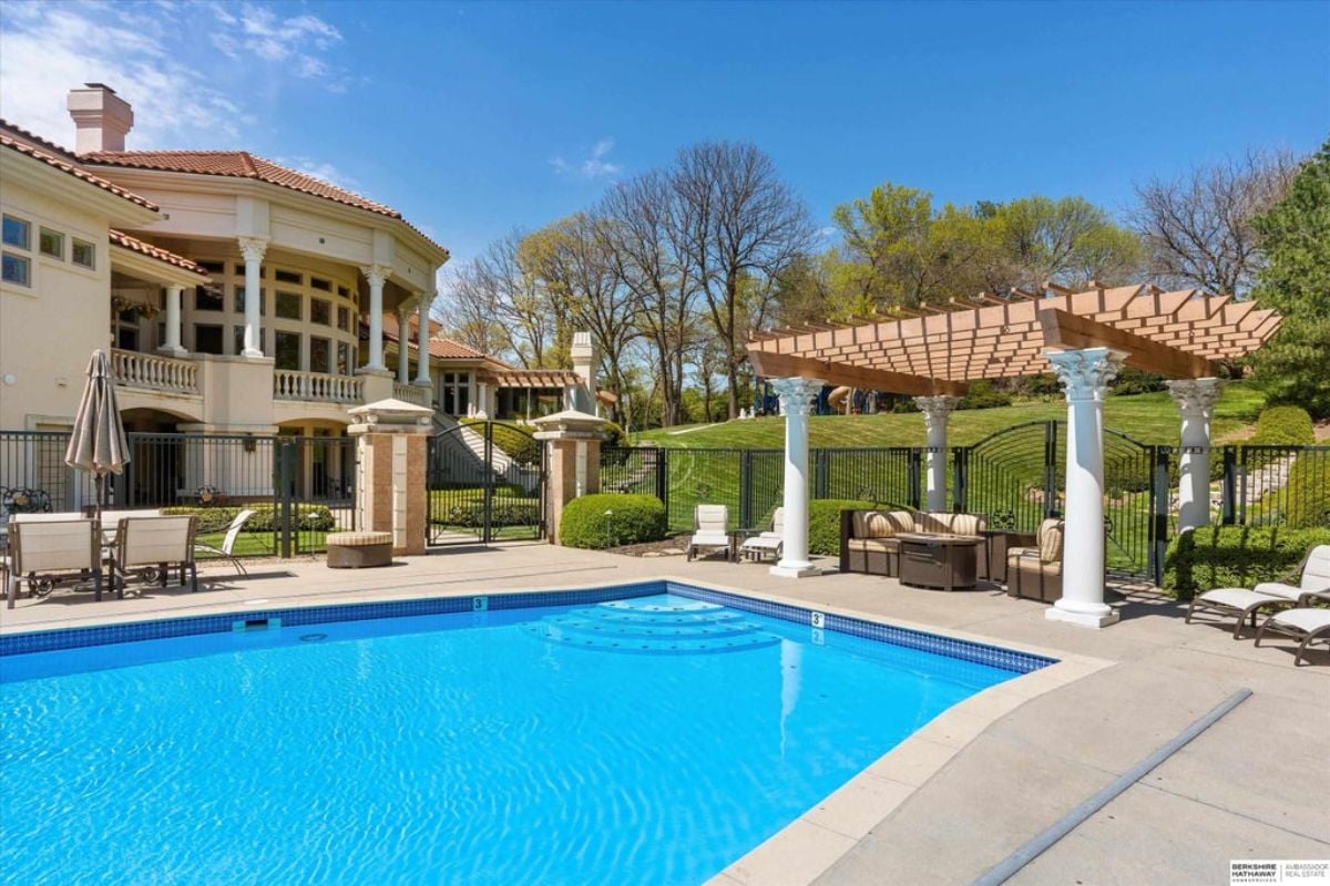 13,200 Sq. Ft. Mansion in Omaha, NE ($4,590,000)