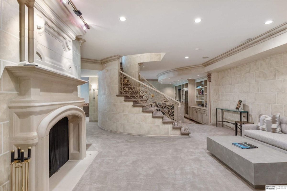 13,200 Sq. Ft. Mansion in Omaha, NE ($4,590,000)