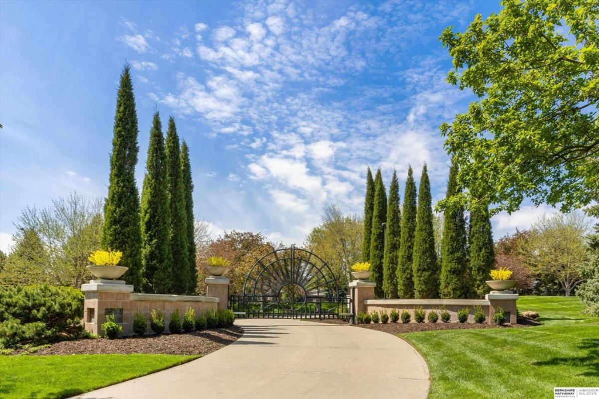 13,200 Sq. Ft. Mansion in Omaha, NE ($4,590,000)