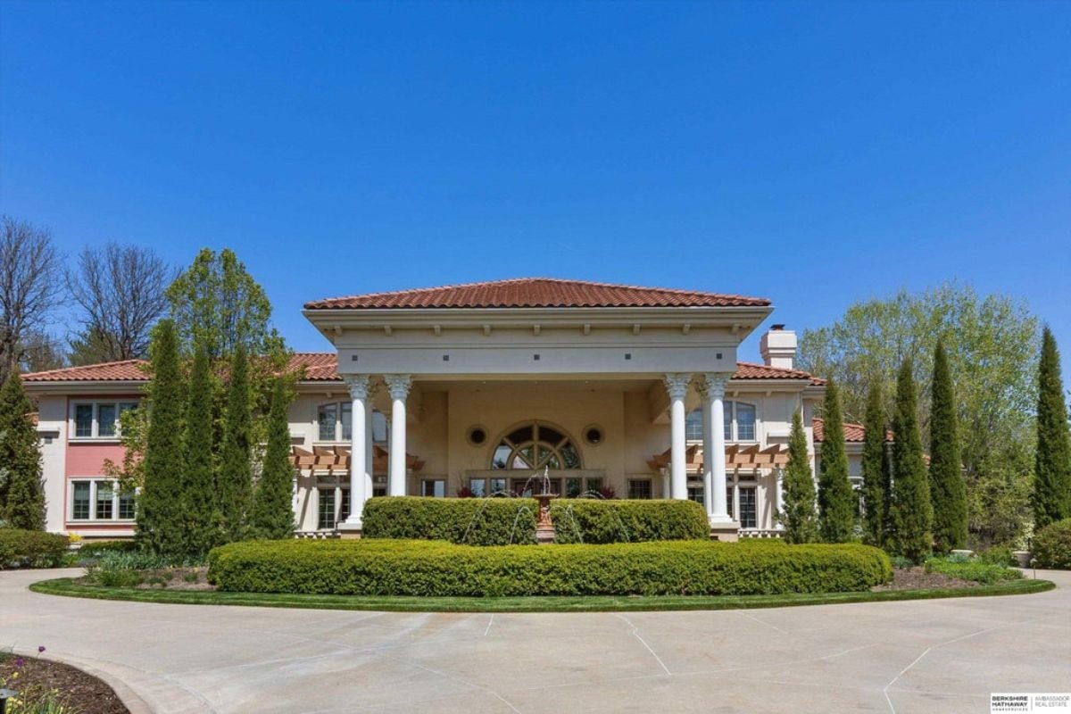 13,200 Sq. Ft. Mansion in Omaha, NE ($4,590,000)