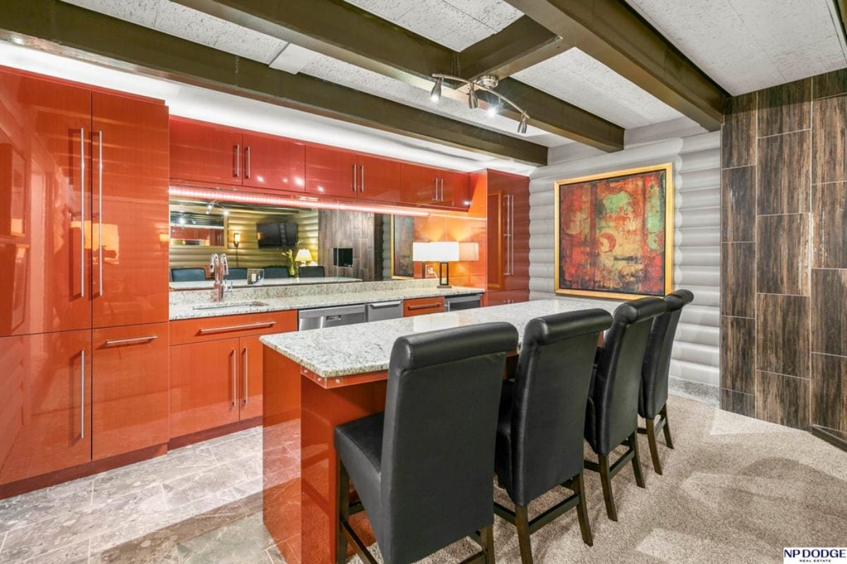 9,885 Sq. Ft. Mansion in Omaha, NE ($3,450,000)