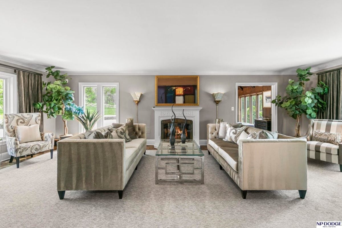 9,885 Sq. Ft. Mansion in Omaha, NE ($3,450,000)