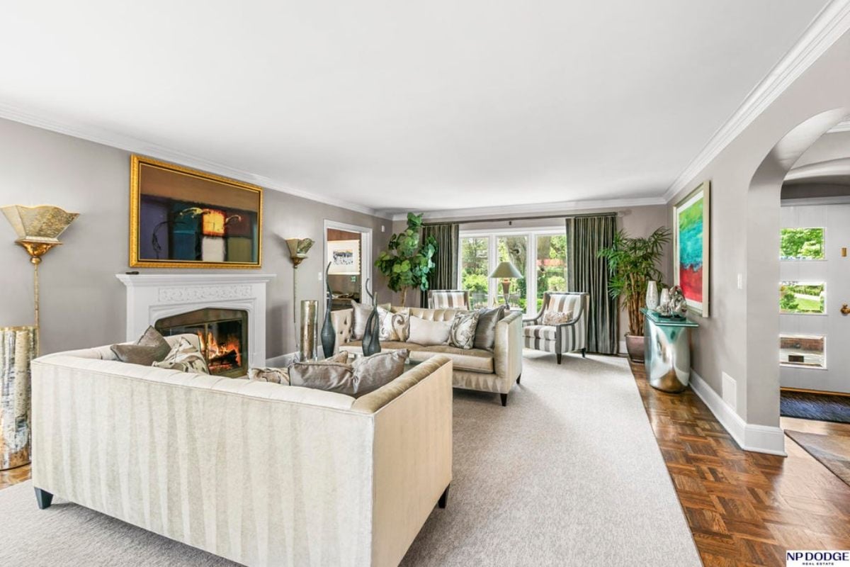 9,885 Sq. Ft. Mansion in Omaha, NE ($3,450,000)