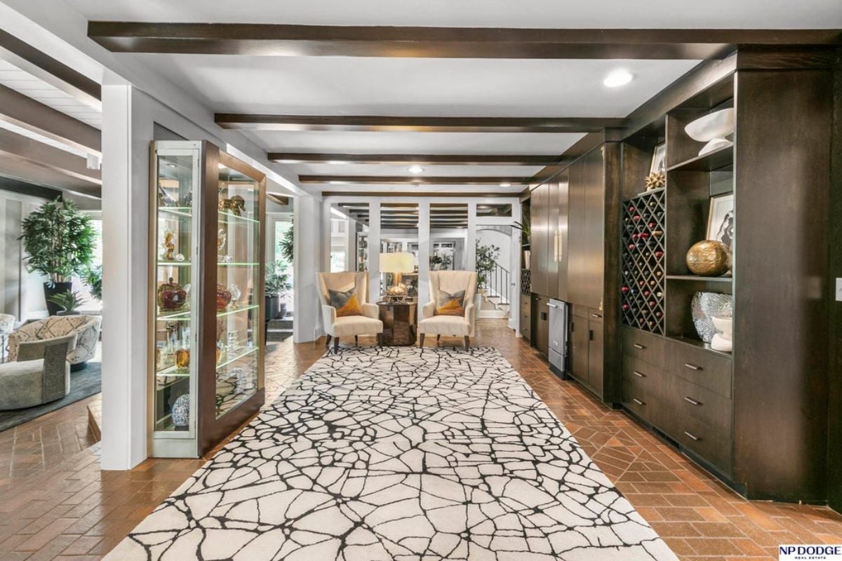 9,885 Sq. Ft. Mansion in Omaha, NE ($3,450,000)