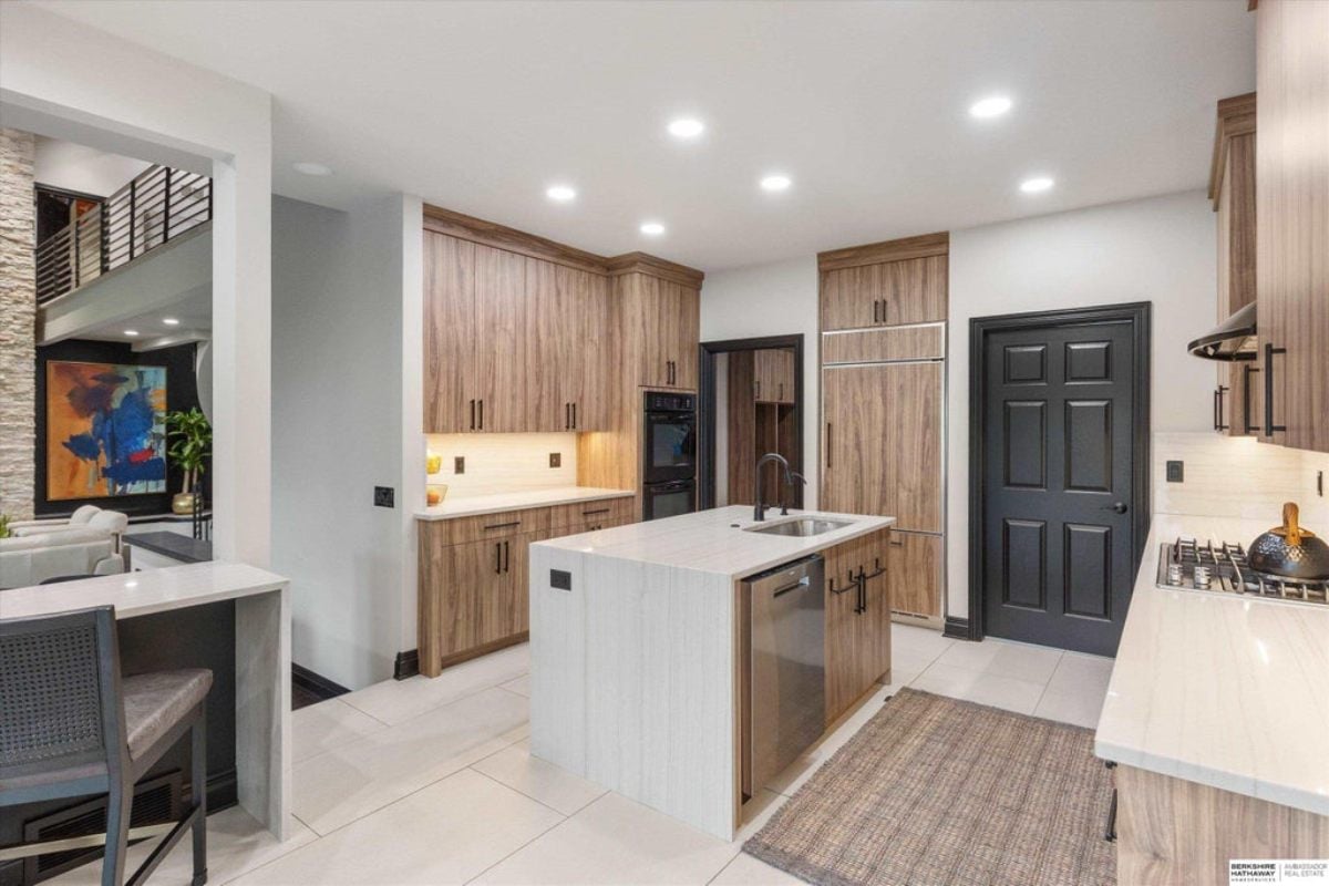 8,904 Sq. Ft. Mansion in Omaha, NE ($2,900,000)