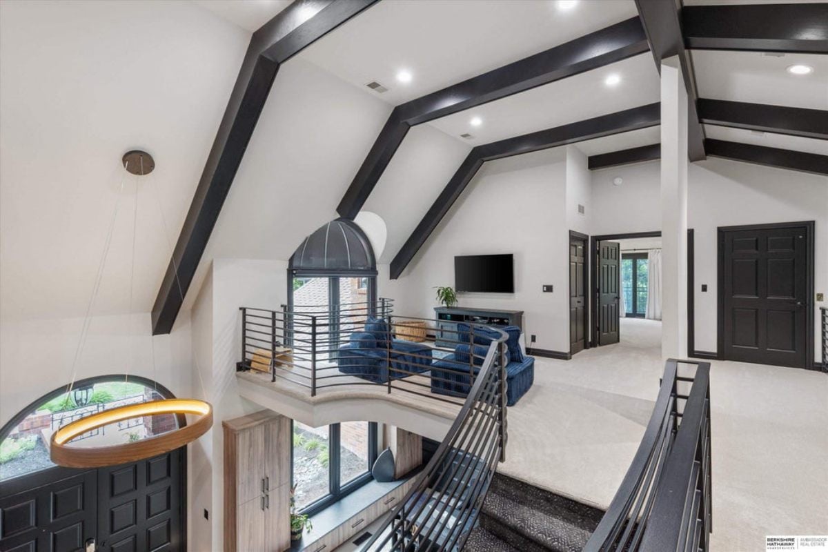 8,904 Sq. Ft. Mansion in Omaha, NE ($2,900,000)