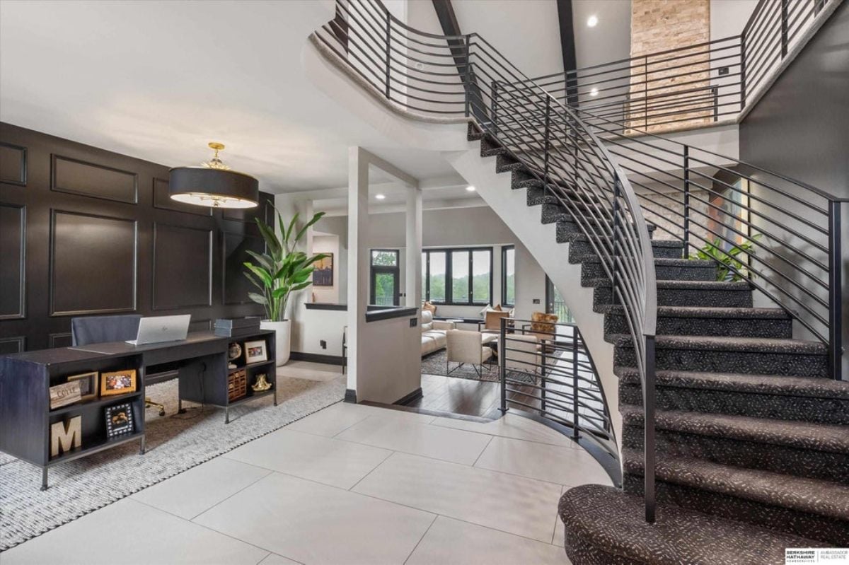 8,904 Sq. Ft. Mansion in Omaha, NE ($2,900,000)
