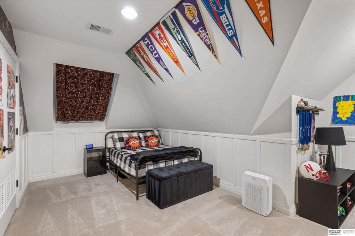 8,904 Sq. Ft. Mansion in Omaha, NE ($2,900,000)