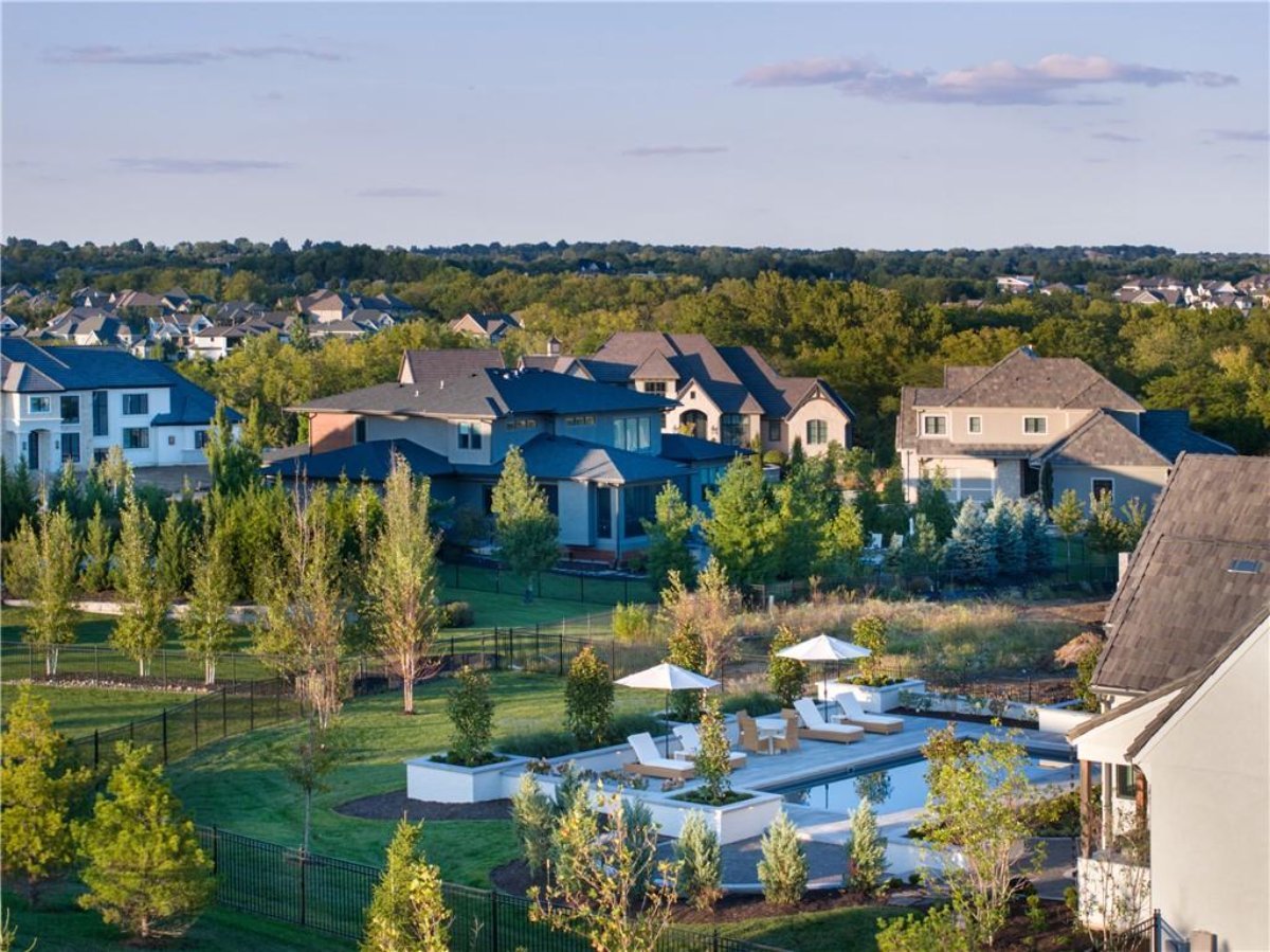 6,281 Sq. Ft. Mansion in Overland Park, KS ($3,500,000)