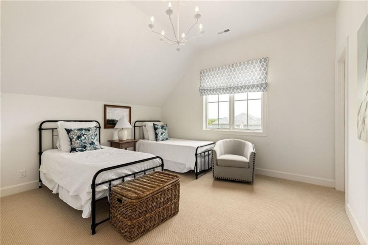 6,281 Sq. Ft. Mansion in Overland Park, KS ($3,500,000)