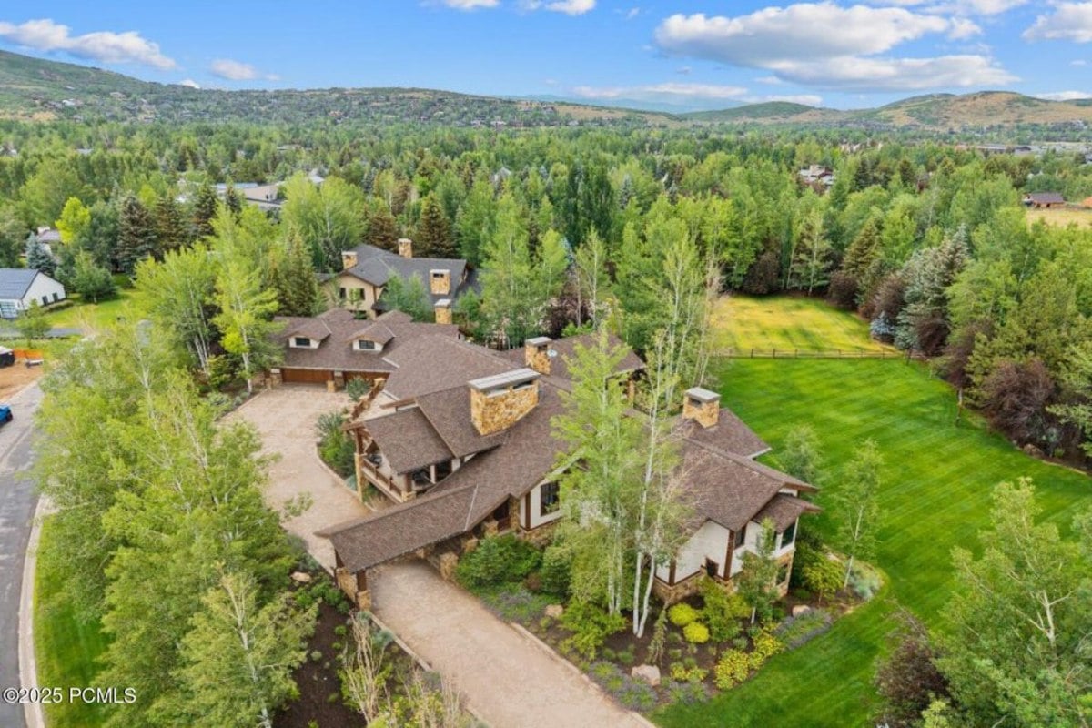 10,348 Sq. Ft. Mansion in Park City, UT ($14,000,000)
