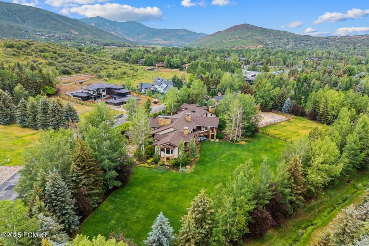 10,348 Sq. Ft. Mansion in Park City, UT ($14,000,000)
