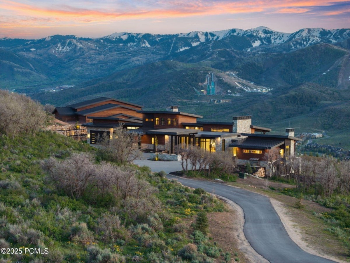 10,954 Sq. Ft. Mansion in Park City, UT ($18,800,000)