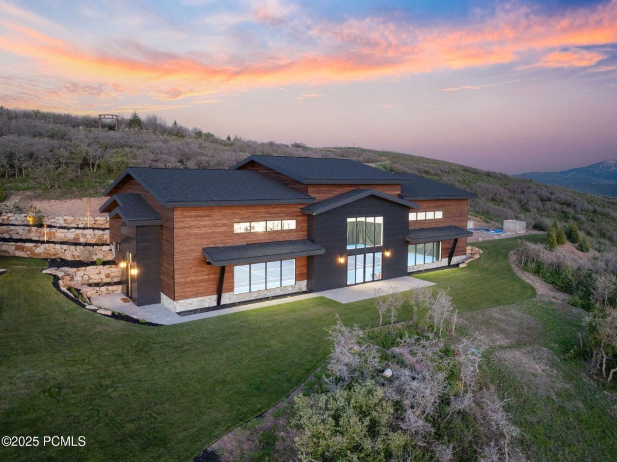 10,954 Sq. Ft. Mansion in Park City, UT ($18,800,000)