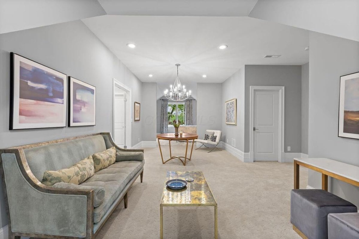8,958 Sq. Ft. Mansion in Pataskala, OH ($3,900,000)