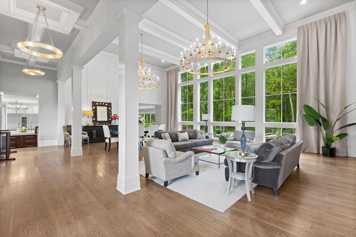 8,958 Sq. Ft. Mansion in Pataskala, OH ($3,900,000)